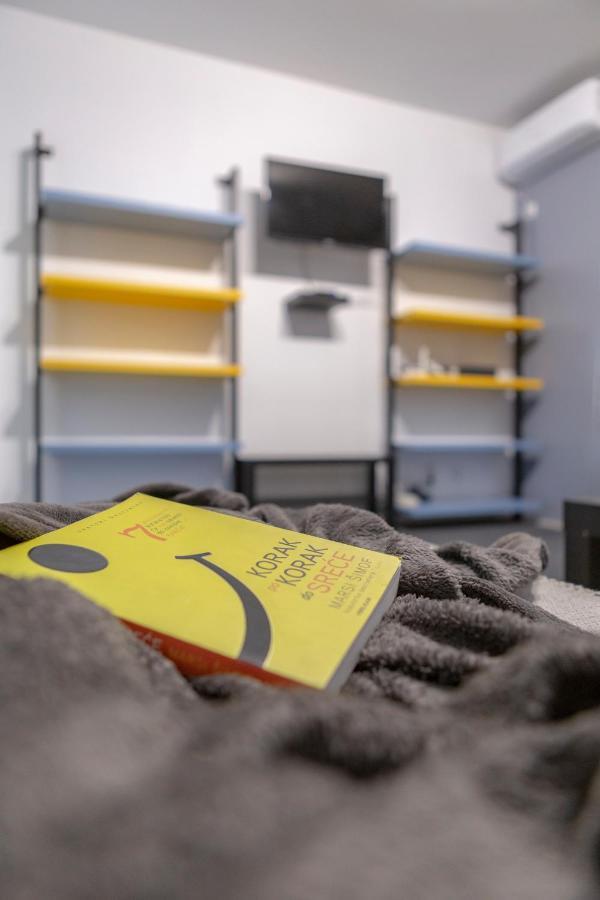 Apartman Pletisanak กอร์นีย์มิลาโนวัซ ภายนอก รูปภาพ